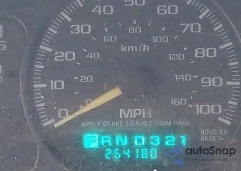 2000 GMC Yukon Xl 1500 Sle z USA, uszkodzony, nr VIN 3GKFK16T6YG217916